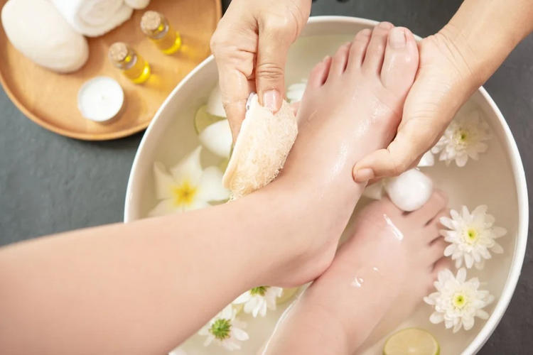 Foot, Hand & Nail Care