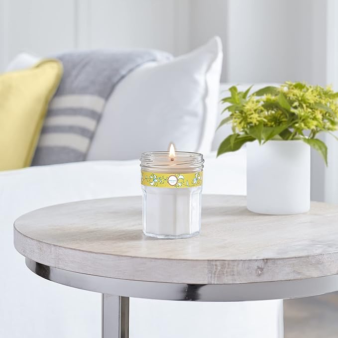 MRS. MEYER'S CLEAN DAY Soy Aromatherapy Candle, 25 Hour Burn Time, Made with Soy Wax and Essential Oils, Honeysuckle, 4.9 oz
