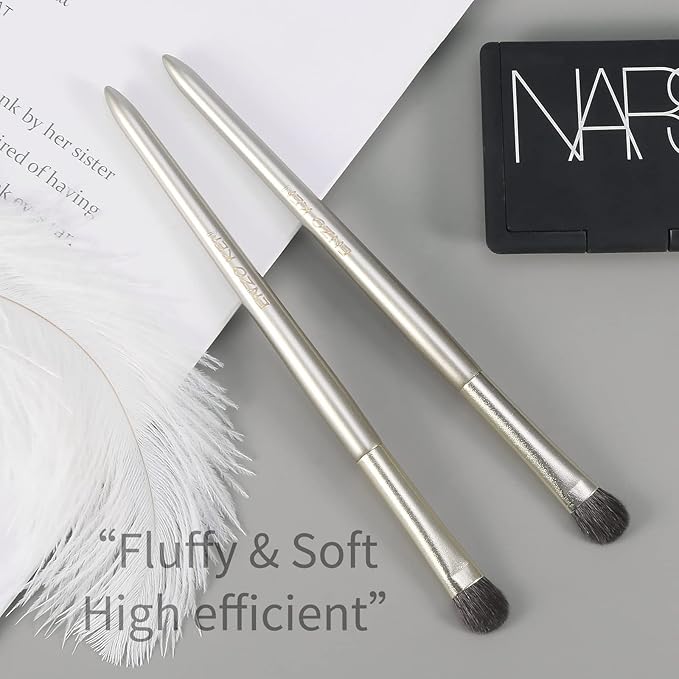 Natural Goat Hair Eye Shadow Brush by ENZO KEN, Large Smudge Eyeshadow Brush, Shader Eye Shadow Brush, Eye Shader Brush, Single Eyeshadow Brush, Eye Brushes, Eyeshadow Blending Brush. (Gold, E203L)