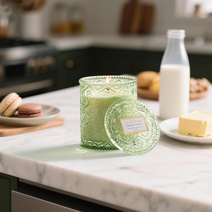 LA JOLIE MUSE Pistachio Macaron Scented Candle –Pistachio, Milk & Vanilla | 6 oz Fall Candle | Natural Soy Wax | 40 Hours Clean Burn | Gift for Dessert Lovers | Seasonal Home Décor