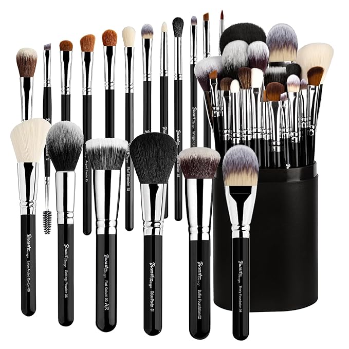 Bueart Design 19Pcs Professional Makeup Brush Set with Holder Case,Premium Synthetic Hair Brushes for Foundation, Blush,Powder,Bronzer,Cream,Concealer,Eye shadow,Contour for Make up
