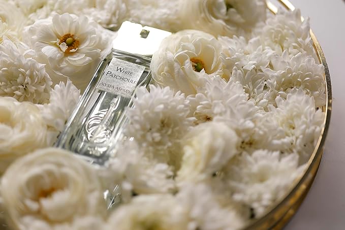 Alyssa Ashley White Patchouli - Floral and Citrus Women Perfume - Perfume for Women with Warm Spices - Elegant Perfumes for Women - 3.4 oz EDP Spray