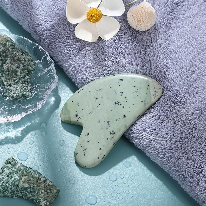 Gua Sha Facial Tools Guasha Tool Gua Sha Jade Stone for Face Skincare Facial Body Acupuncture Relieve Muscle Tensions Reduce Puffiness Festive Gifts (Yellow-Green)