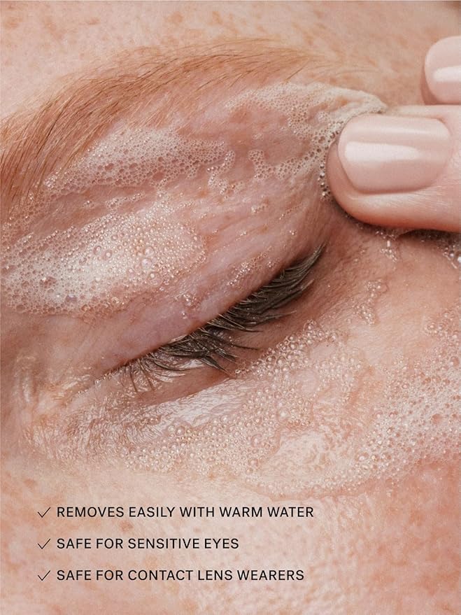 ILIA - Limitless Lash Mascara | Lightweight, Nourishing, Lengthening, Lifting | Flake + Smudge-Resistant | Non-Toxic, Cruelty-Free, Ophthalmologist-Tested, Safe For Sensitive Eyes (Soft Black)