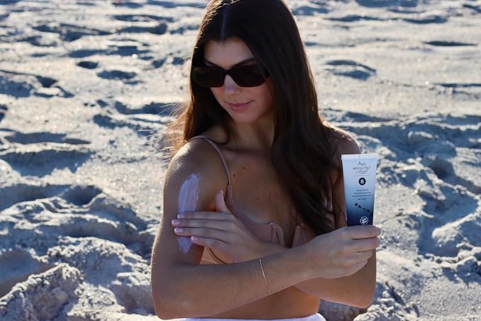 Absolutely Natural - SPF 8 Mineral Sunscreen - Water Resistant Moisturzing Lotion for Body & Face - Non-Nano Zinc Oxide, Vitamin E - 3 Oz